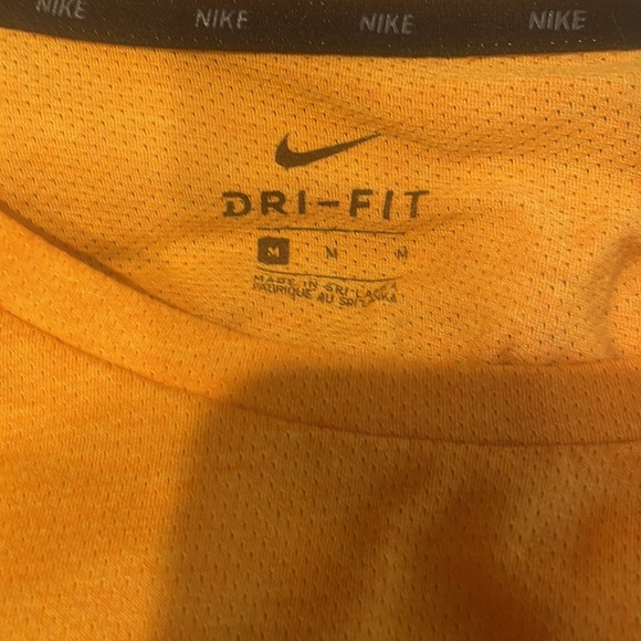 Men’s Nike dry fit T-shirt - Picture 4 of 4